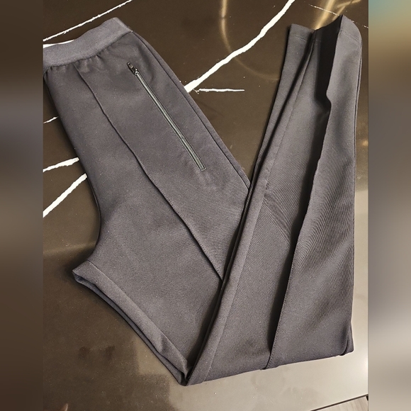 AUTHENTIC BALENCIAGA DRESS PANTS - Picture 5 of 8